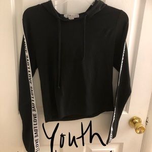 Youth Large cropped hoodie